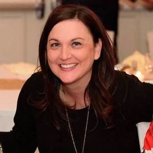 Meet your Posher, Leslie